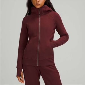 Lululemon scuba full zip in red Merlot